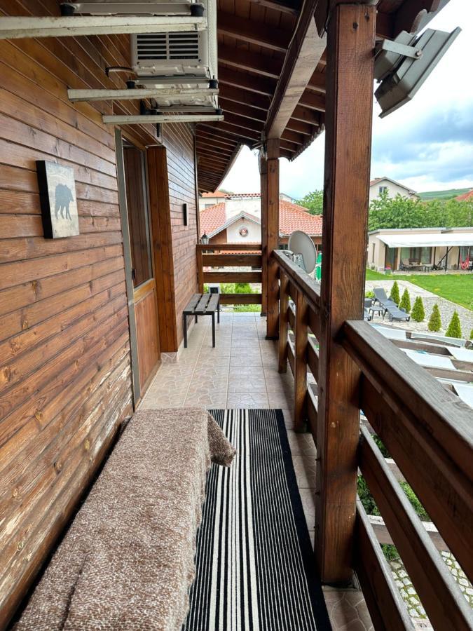Villa Le Cinema Широки-Дол Экстерьер фото